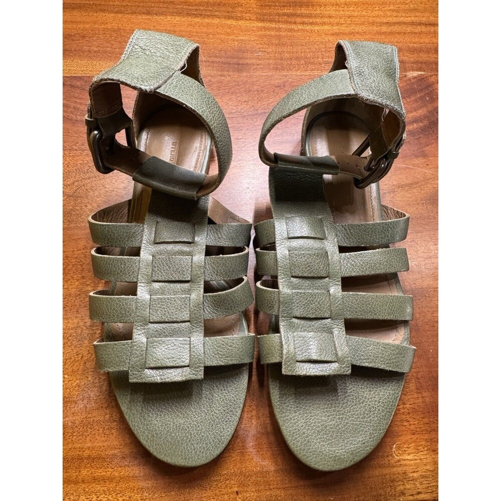 Uterque Green Leather Gladiator Sandals Flat Strappy Caged Buckle Shoes 7.5-8